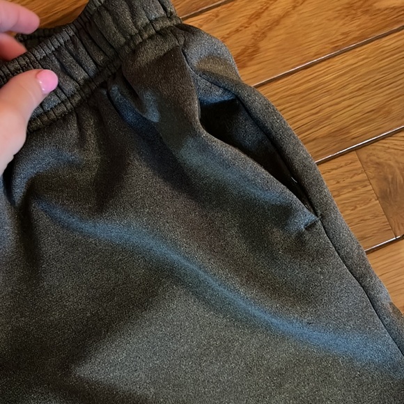 Under armor kids sweat pants - Picture 5 of 7